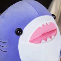 bouche requin baleine peluche violet